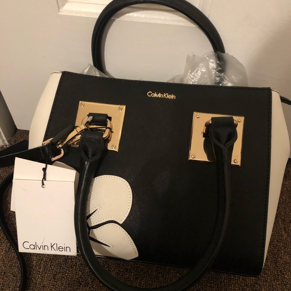 Calvin Klein purse - Picture 3 of 3